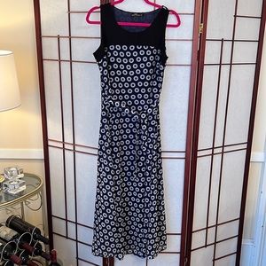 RC Fashion Large Maxi Dress Lined and Belted in EUC Navy and White in EUC